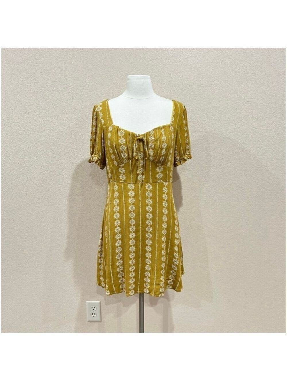 Hem & Thread Mustard Geometric Floral Boho Mini Dress Large - Picture 5 of 11